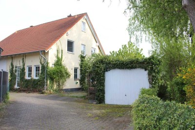 Platzwunder im familienfreundlichen Lindenthal -  geräumige Doppelhaushälfte mit viel Potential