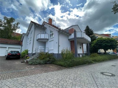 Helle 3-Zimmer-Wohnung mit großem Eckbalkon in begehrter Wohnlage in Bruchsal