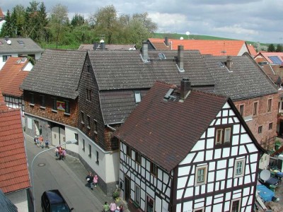 Raumwunder im Odenwald - historischer Vierseithof für Wohnen und Gewerbe