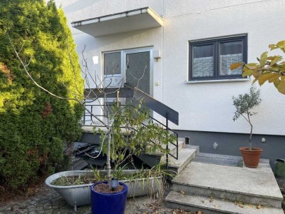 3 Zi. Whg in Zizishausen mit Balkon & Stellplatz. Sofort bezugsfrei!