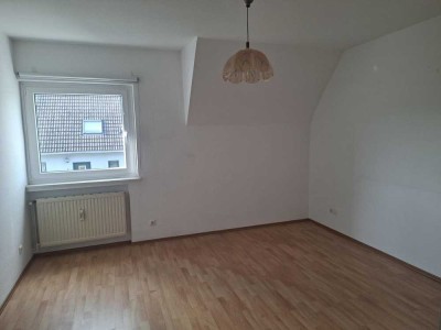 Helle 2-Zimmer Wohnung mit Balkon in Mülheim Dümpten