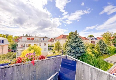 Sehr schöne, großzügige 3-RW * separate Küche * Südbalkon * grüne & ruhige Lage * zentral. * TOP