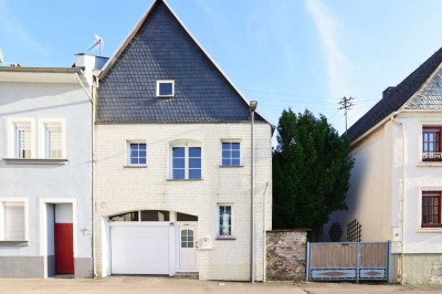 Charmantes Stadthaus mit Garage und großer Loggia in zentraler Innenstadtlage in Niederlahnstein