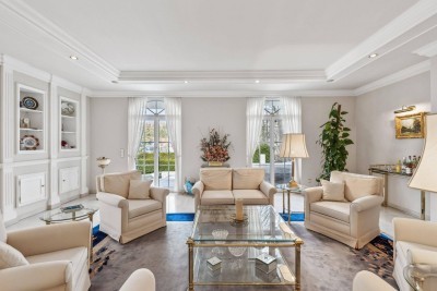 Idyllisches Familienhaus mitten im Grünen mit Pool und großem Wellness-Bereich