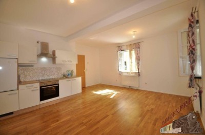Sehr schöne Single-Wohnung in Pressbaum-Pfalzau in sehr gepfelgter Wohnhausanlage