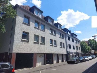 ALLES NEU:-) helle, schicke 4 ZW- im 1.OG direkt in der City von Hanau!