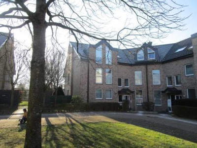 Sehr gepflegte und helle 3 Zimmer Erdgeschosswohnung mit Terrasse in bester Wohnlage von Würselen