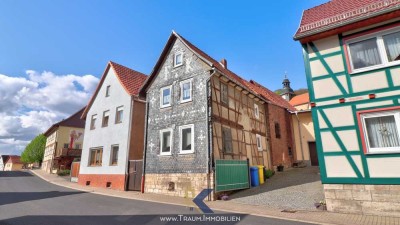 Wohnhaus im malerischen Dorfkern von Faulungen!