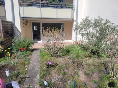 Ansprechende 3-Zimmer-Terrassenwohnung mit Balkon in Hannover- St
