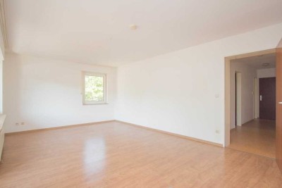 Geräumige drei-Zimmer-Wohnung in Mönchengladbach-Lürrip
