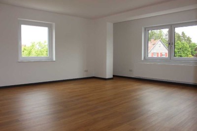 NEU! Zum verlieben schön! Wohlfühlwohnung mit großer Dachterrasse!