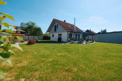 Rottweil-Zepfenhan: Ein Haus zum Verlieben: Top-gepflegtes Einfamilienhaus in sonniger Lage