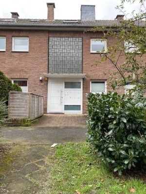 Helle 2 - 3 Zimmer-Wohnung im Dichterviertel
