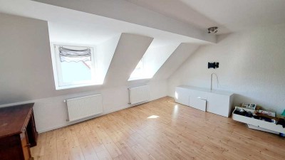 Helle 2-Zimmer Dachgeschosswohnung in Schöneck