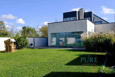 STYLISCHES ARCHITEKTENHAUS in Grünruhelage - Das besondere Wohnvergnügen!