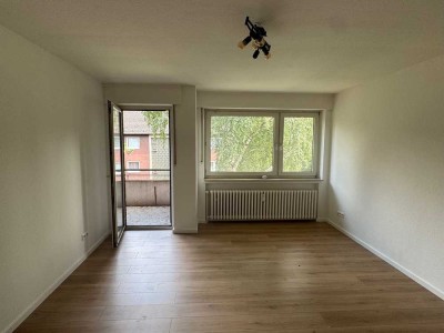 Große 3,5-Zimmer-Wohnung mit Balkon