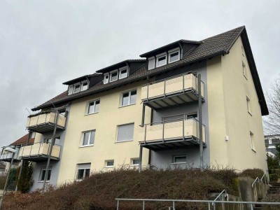 Gemütliche 4 ZKB Wohnung mit beheiztem Wintergarten und herrlichem Ausblick in Bad Hersfeld !
