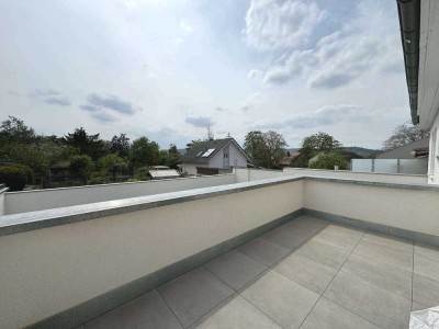 Charmante 4-Zimmer-Wohnung mit moderner Einbauküche & Süd- sowie West-Balkon