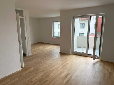 Neubau / Erstbezug mit Balkon: Stilvolle 2-Zimmer-Wohnung in Mering