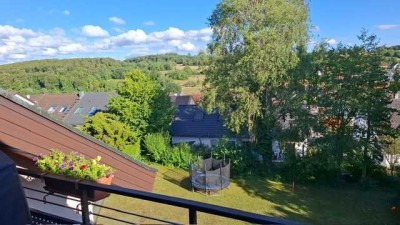 Gepflegte 3-Zimmer-Dachgeschosswohnung mit schöner Aussicht in Gechingen