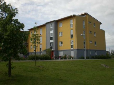 Hell durchflutete 3-Zimmer-Wohnung - !! NUR mit Wohnberechtigungsschein Stufe II!