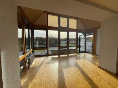 IK| Großzügige 4-Zimmer-Wohnung mit Panorama-Fenster und hochwertiger Ausstattung