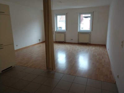 Stilvolle, gepflegte 1-Raum-Wohnung in Reilingen