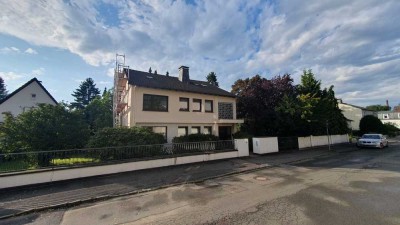 1,5-Zimmer-Wohnung mit Dachbalkon für eine Person