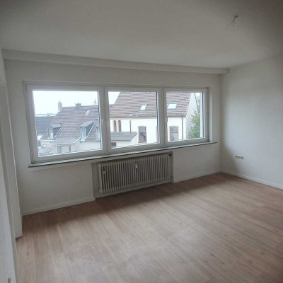 1-Zimmer Wohnung im 4. OG in Mülheim-Broich