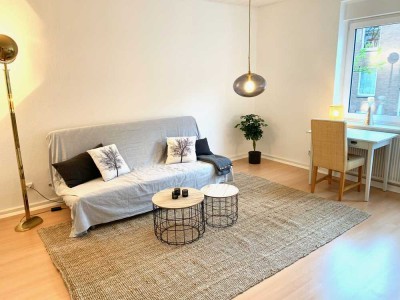 Schöne 2,5-Zimmer-Wohnung im Hansaviertel – mit Balkon
