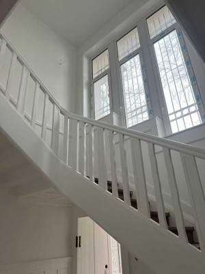 Altbaujuwel / Diese Villa wird Sie begeistern!