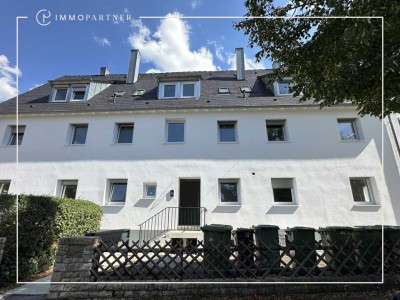 Helle 3-Zimmer DG-Wohnung mit EBK - Erstbezug nach Sanierung