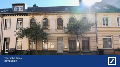 Ihr Projekt in bester Lage: Denkmalgeschütztes Raumwunder im Herzen von Neuss