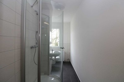 Willst du mit mir duschen gehen…? Moderne 2-RW mit Dusche & Balkon!!!