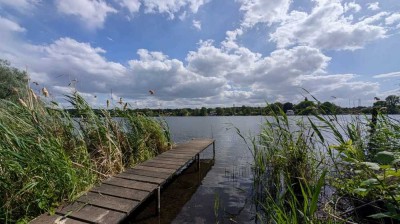 Provisionsfrei: 3-Zimmer-DG // Seeblick, Dachterrasse, privater Stegzugang