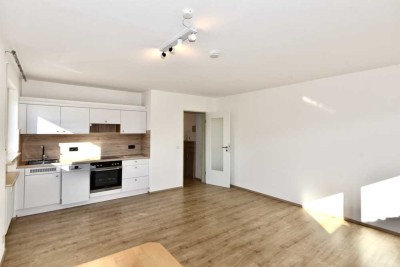 Gelegenheit - moderne helle 2-Zimmer Terrassenwohnung + Stellplatz mitten in Oberreute zu verkaufen