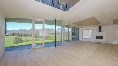 Architektenvilla mit Pool und unverbaubarer Aussicht