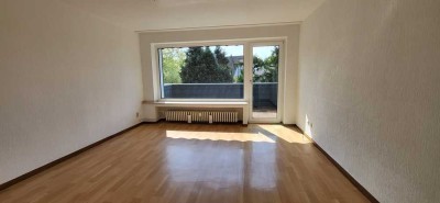 Ein Zuhause zum Wohlfühlen - helle Räume  und sonniger Balkon