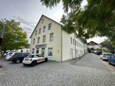 Freundliche und helle möblierte 2-Zimmer Seniorenwohnung - nur an Nichtraucher