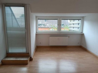 Schicke DG Wohnung mit Terrasse