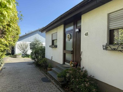 Freistehendes Einfamilienhaus mit großem Potenzial in Parkrandlage von Haan