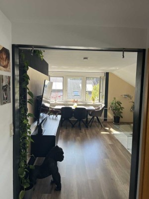 Helle 4-Zimmer DG-Wohnung in Nackenheim