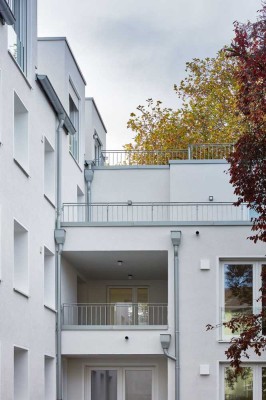 Neue Wohnung im Kernsanierten KFW 70EE Haus mit großer Loggia - Terrasse