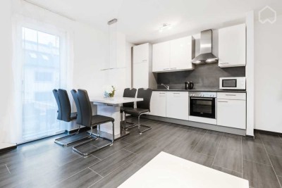 Exklusive, möblierte 2 Zimmerwohnung  großem Balkon
