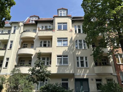Wohnen im Grünen – Bezugsfreie 2-Zimmer-Wohnung mit Balkon in Berlin Oberschöneweide