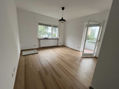 Schöne, helle 1-Zimmer-Wohnung mit Balkon