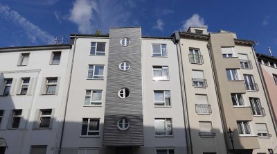 JUNGE UND MODERNE WOHNUNG IN ZENTRALER LAGE ! FÜR DEN KAPITANLEGER GUT VERMIETET