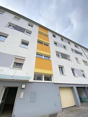 RENOVIERTE 3 ZIMMERWOHNUNG MIT LOGGIA UND GARAGE