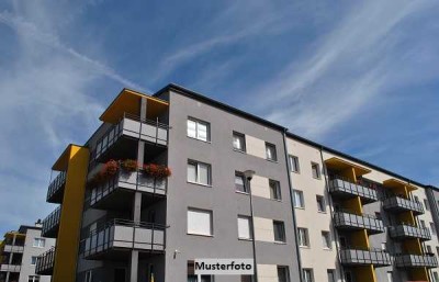 Mehrfamilienhaus mit Potential + provisionsfrei +