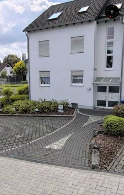 Charmante Dachgeschosswohnung mit Stellplatz Siegen Ortsteil Dillnhütten – frisch renoviert